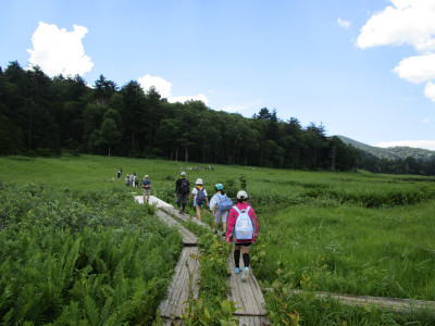 18行きかう登山者